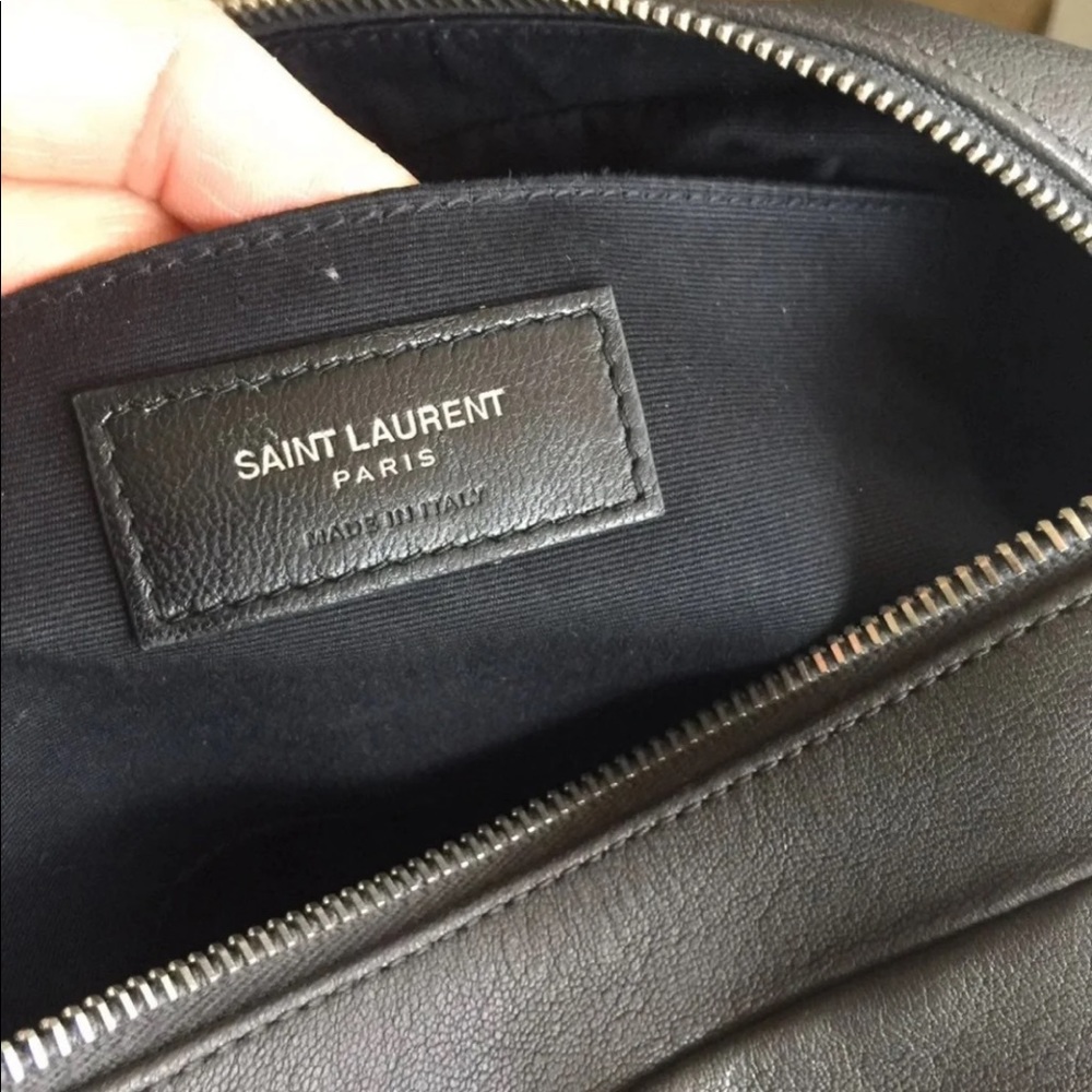 SAINT LAURENT Small Mono Leather Camera Bag - Picture 6 of 10